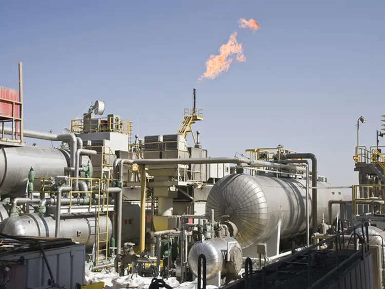 Gases de flare: os subprodutos da exploração de petróleo viram fonte de energia mais limpa (Shutterstock)