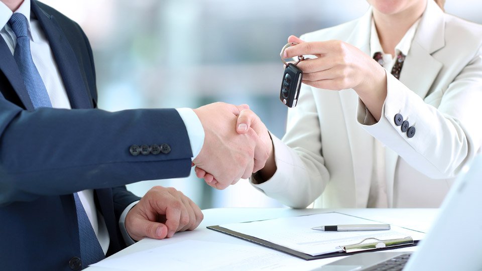 Como contratar os funcionários certos para minha empresa?