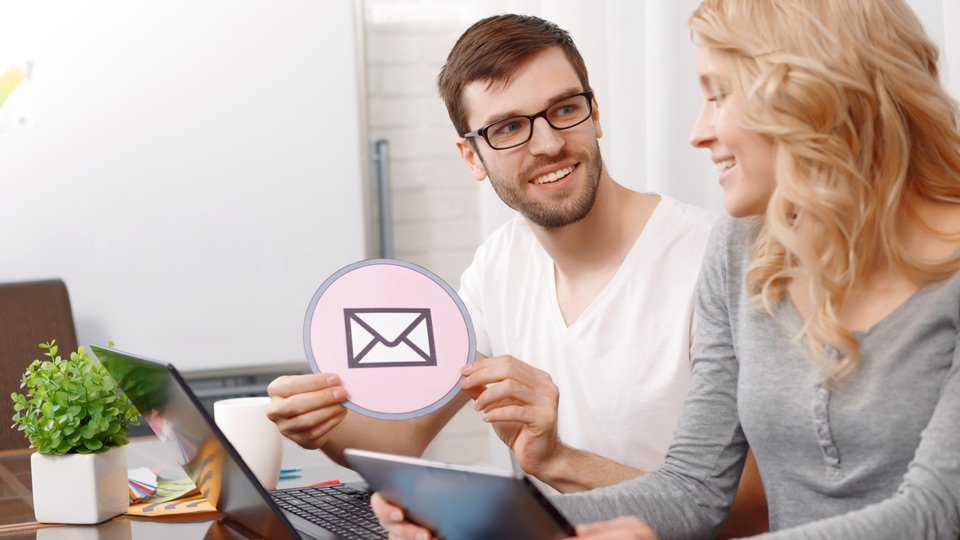 Como aproveitar a internet para divulgar sua marca