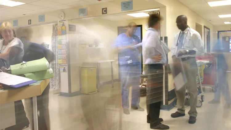 Hospital em Ipswich, no Reino Unido: sistema de remuneração por performance  (Julian Claxton/Alamy/Glow Images)