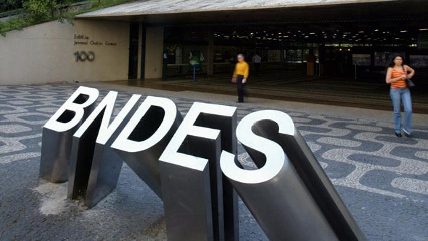 BNDES estende a mão a Eike Batista; ações X em alta