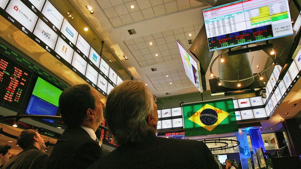 Fevereiro começa com construtora em queda livre na Bovespa