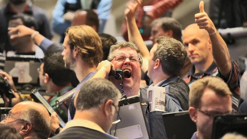 Prejuízo bilionário e maior negócio do ano agitam a Bolsa