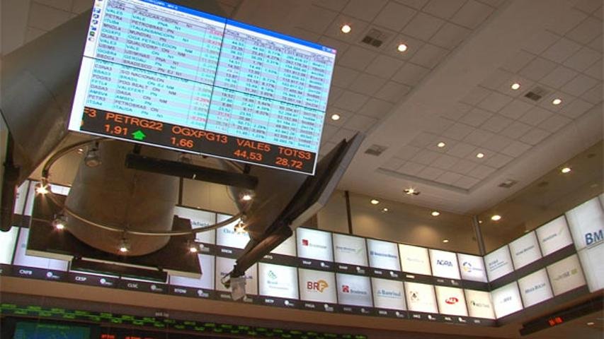 Dividendos gordos e fantasma do rebaixamento agitam a Bolsa