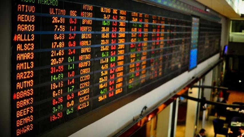 OGX e Marfrig dividem atenções no 1º pregão da semana