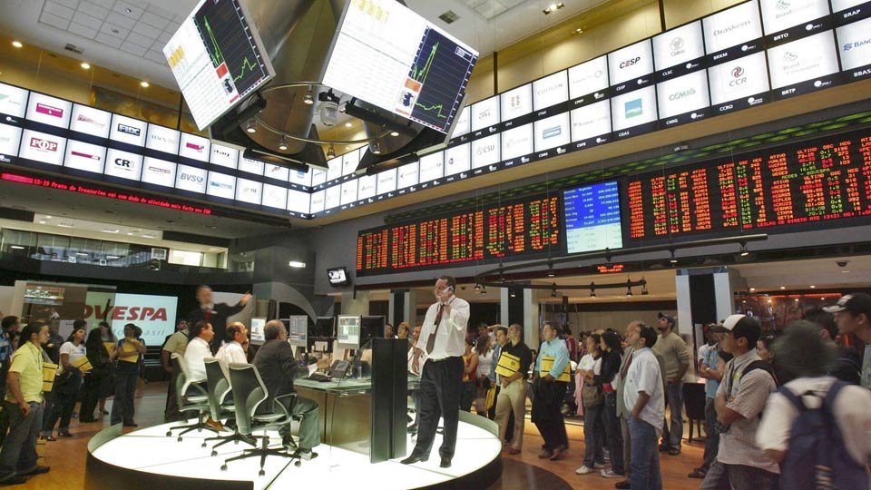 Apesar de mau humor externo, Bolsa segue em alta