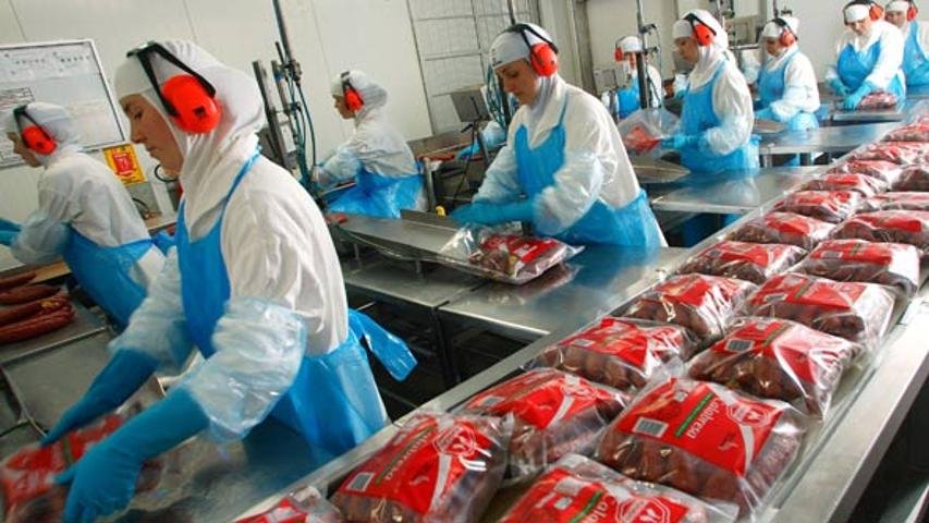 Com lucro 3.000% maior, BRF abre semana em alta