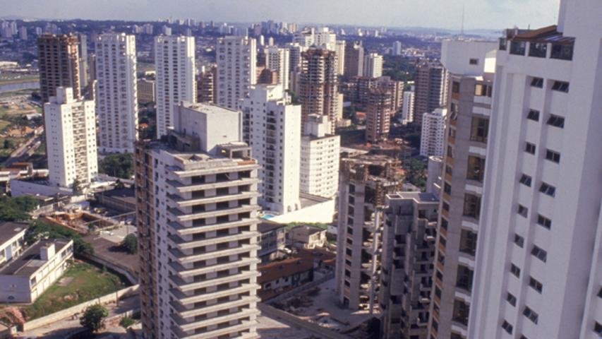 Como avaliar se um fundo imobiliário está caro?