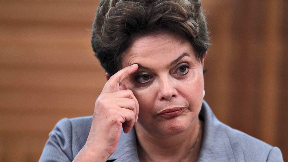 Bolsa em alta em dia que Dilma pode virar ré