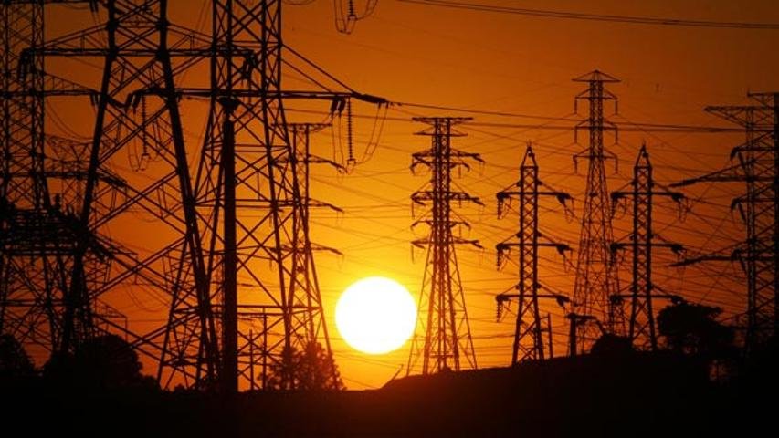Sobrepreço em indenizações derruba elétricas; Oi Dispara