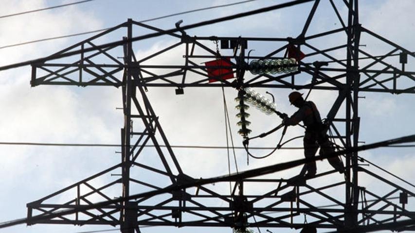 Eletropaulo dispara em dia de alta do Ibovespa