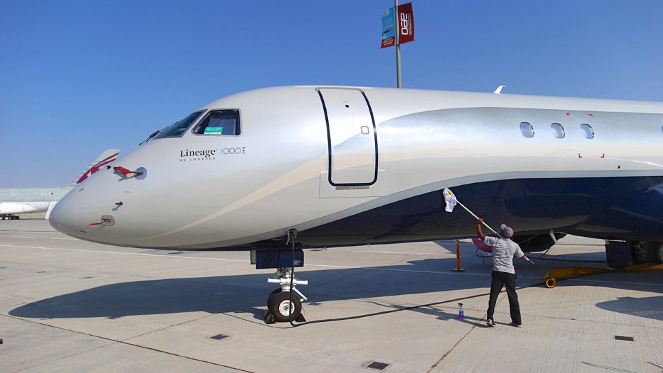 Embraer sobe na Bolsa com negócio que pode render US$ 2,6 bi