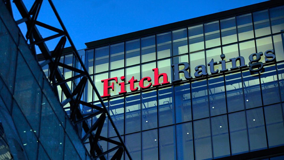 Bolsa cai após Brasil perder grau de investimento pela Fitch