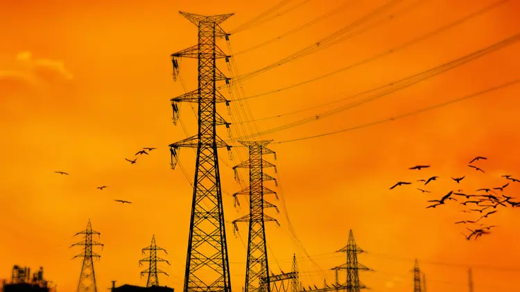 ENERGIA: Linhas de transmissão são exemplos do sucesso recente das concessões, mas os investimentos ainda estão muito abaixo do padrão (Getty Images/Getty Images)