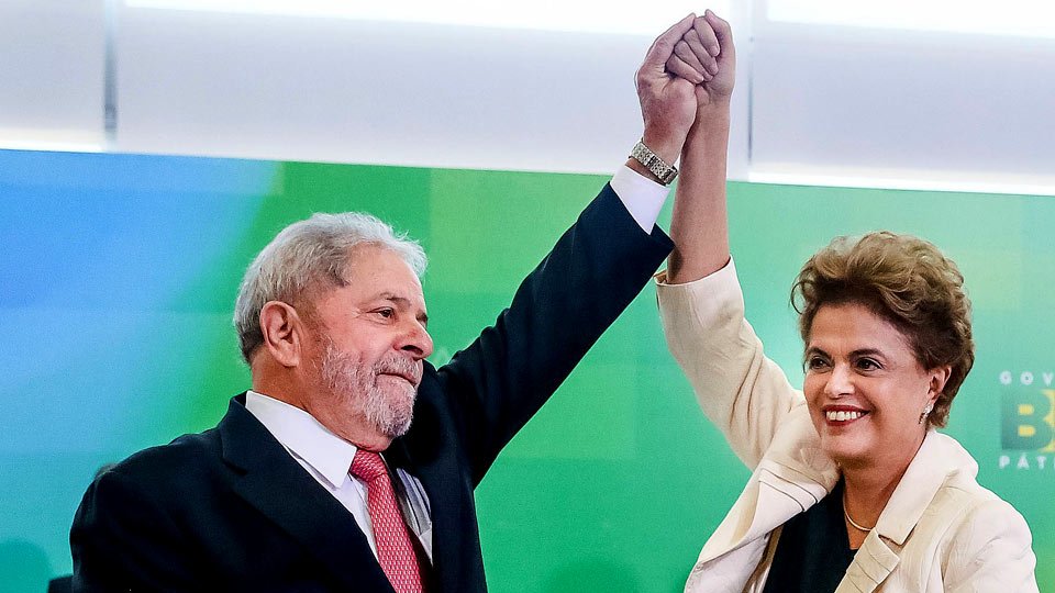 Mercado fica eufórico com grampo em conversa de Dilma e Lula