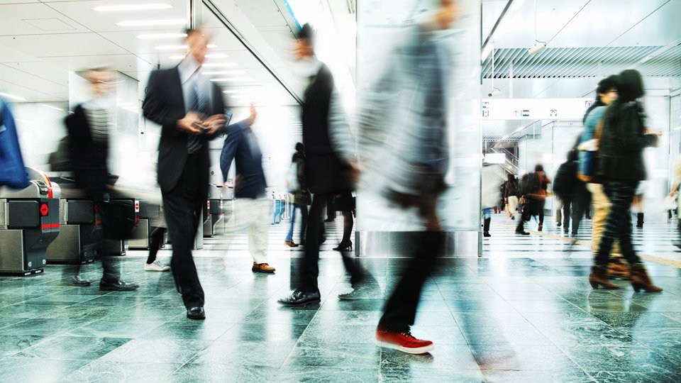 Os prós e contras do trabalho em uma grande empresa
