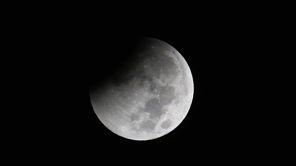 Por que você precisa ver o eclipse lunar deste domingo