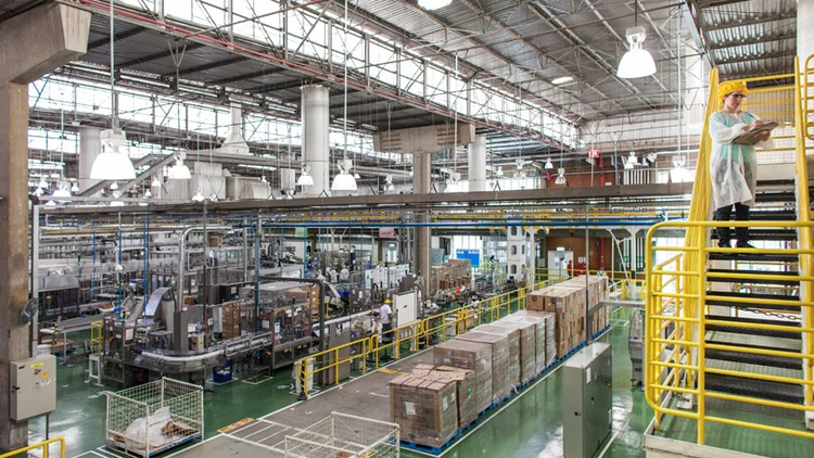 Fábrica da Unilever em Vinhedo: funcionários engajados em economizar energia (Divulgação/Unilever)