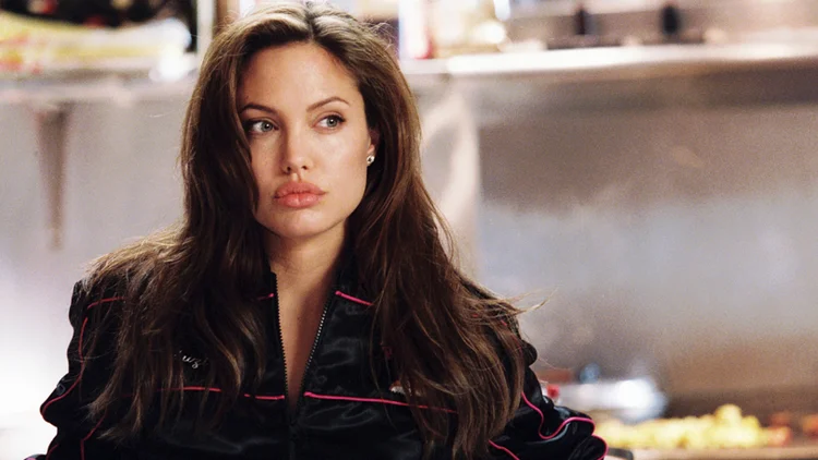 Angelina Jolie em cena do filme Sr. e Sra. Smith: evolução nas tecnologias para diagnóstico (Divulgação)