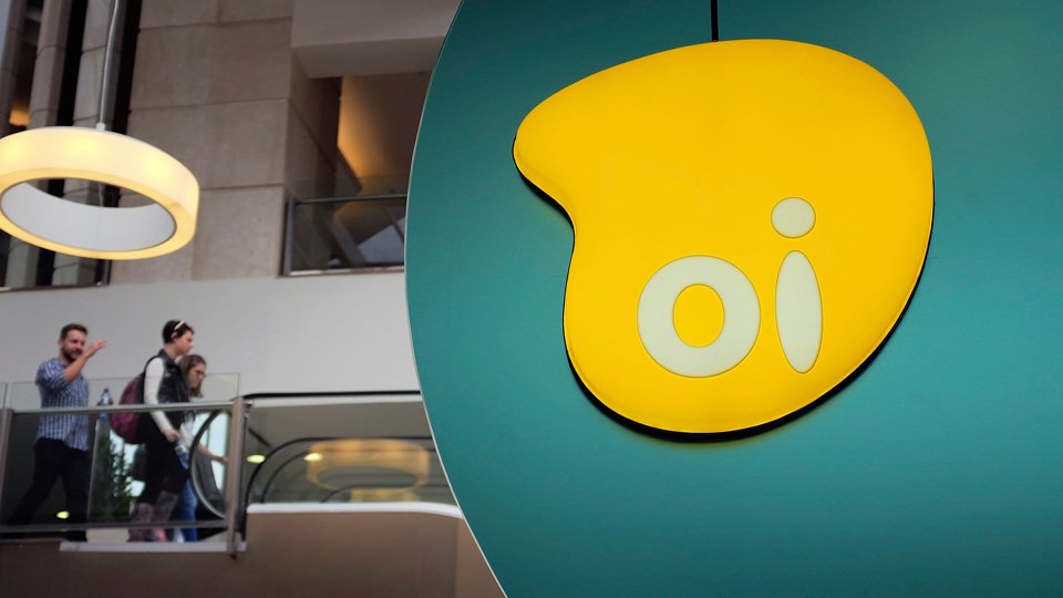 Oi recebe 5 bilhões de euros e dispara na Bolsa