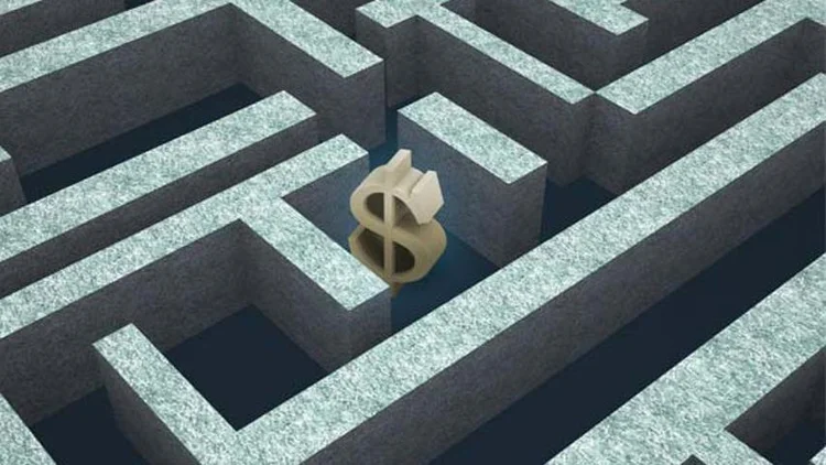 É melhor tomar um empréstimo ou resgatar meus investimentos? (Getty/Getty Images)