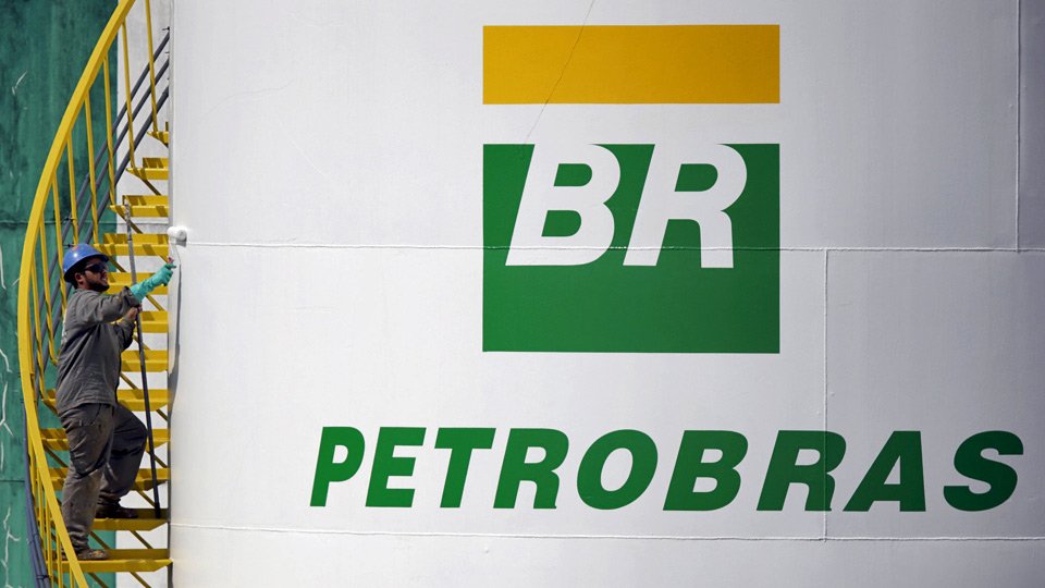 Dívida da Petrobras equivale a 5% do PIB do Brasil