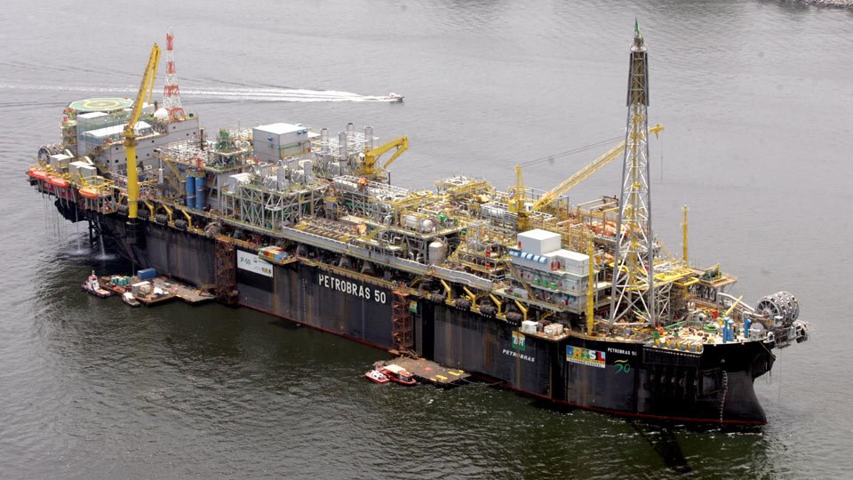 Petrobras agrada investidores e ações disparam na Bolsa