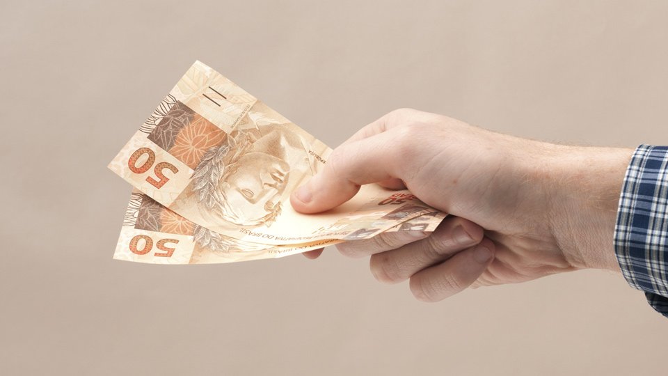 Consigo investir com apenas 50 reais por mês?