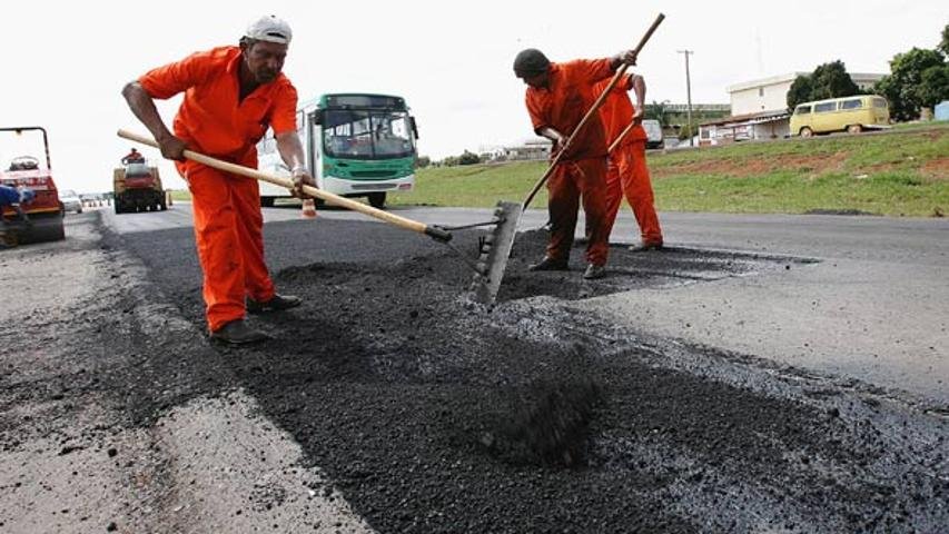 Governo faz último leilão de rodovias do ano