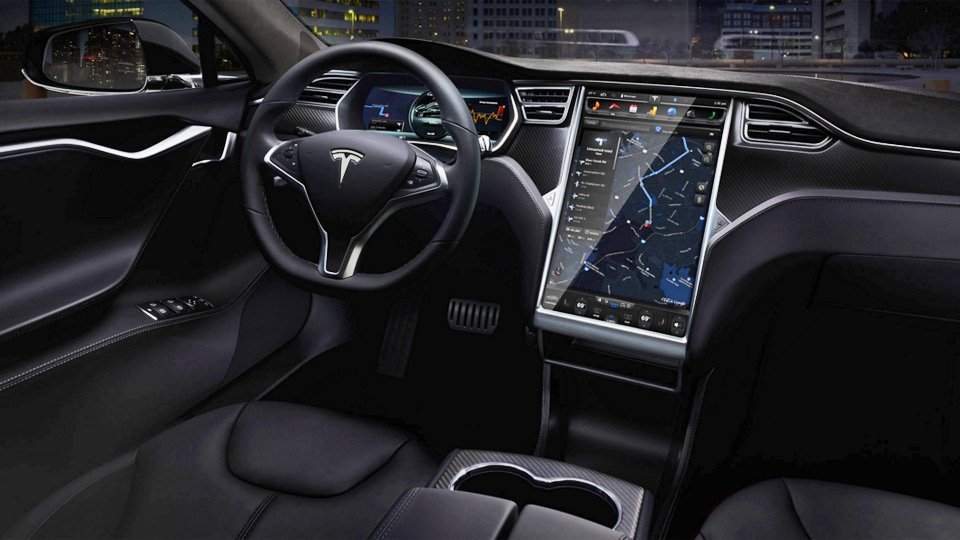 Tesla busca carro autônomo com novo sistema inteligente