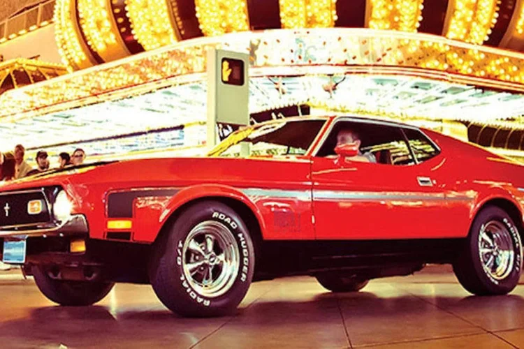 
	Cena do filme 007 - Diamantes s&atilde;o eternos: a montadora j&aacute; teve seus carros exibidos em mais de 3 mil produ&ccedil;&otilde;es de cinema e TV
 (Reprodução)