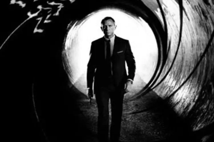 
	Filme &quot;007 - Opera&ccedil;&atilde;o Skyfall&quot;: participa&ccedil;&atilde;o mais importante da dubl&ecirc; foi no filme, onde aparece&nbsp;sendo atropelada e fazendo diversas piruetas
 (Divulgação)