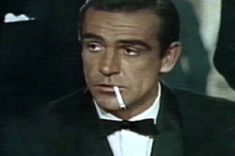 Sean Connery como Bond, James Bond (Reprodução/Reprodução)