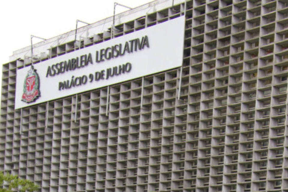Termo "gênero" fica de fora do Plano de Educação de SP