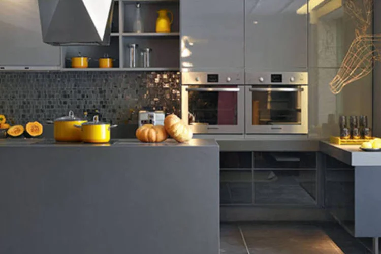 Morar em um loft é ideal para quem valoriza um estilo de vida moderno, com espaços integrados e amplos (Casa Cláudia)