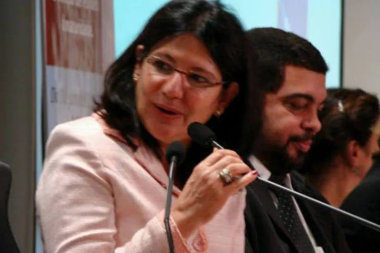 Deputada estadual Beth Sahão (PT): deputada é citada no documento junto com outros 14 parlamentares, estaduais e federais (Divulgação)