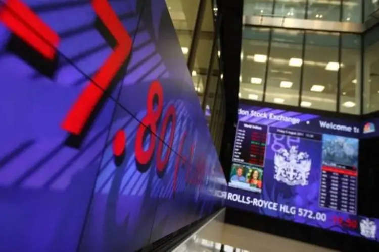 
	Bolsa de Londres: &agrave;s 8h21, o &iacute;ndice das principais a&ccedil;&otilde;es europeias FTSEurofirst 300 subia 0,93%, a 1.259 pontos
 (Getty Images)