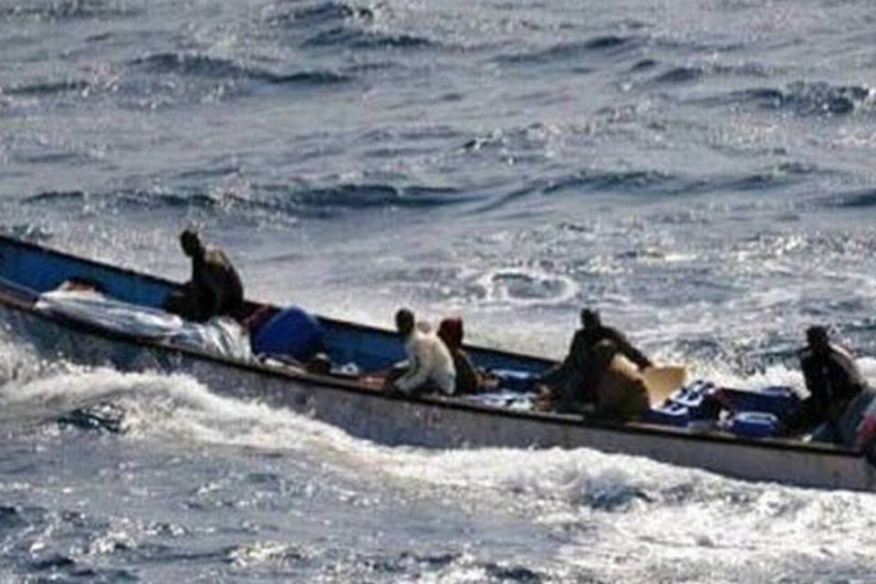 Desidratação mata 54 imigrantes em navio