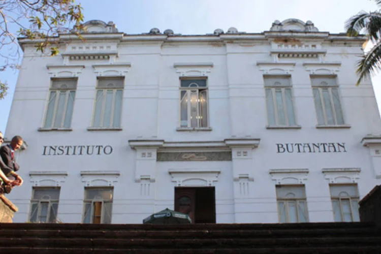 Fachada do Instituto Butantan, em São Paulo: instituição pública faz parceria com farmacêutica (Marcos Santos/USP Imagens)