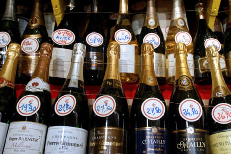 Safra de champanhe pode crescer 56% na França