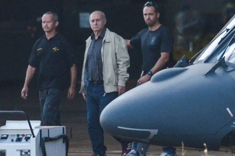 
	Paulo Bernardo: o ex-ministro do Planejamento foi preso, sob suspeita de recebimento de propinas de R$ 7,1 milh&otilde;es de um esquema de empr&eacute;stimos consignados
 (Agência Brasil/José Cruz)