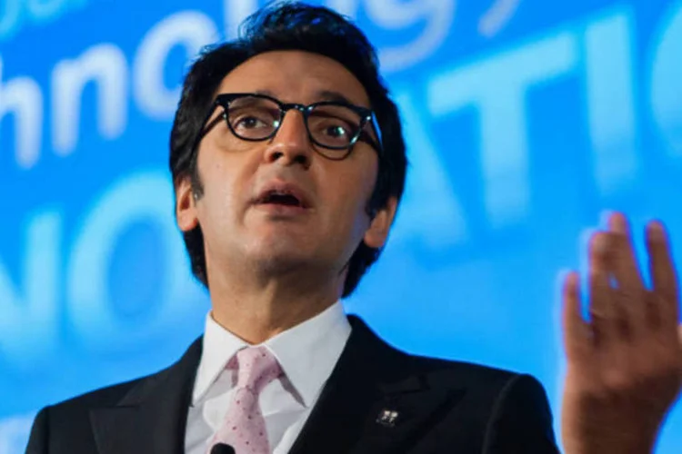 
	Zeinal Bava: futuro da Oi segue incerto ap&oacute;s a sa&iacute;da do presidente-executivo
 (Mario Proenca/Bloomberg)