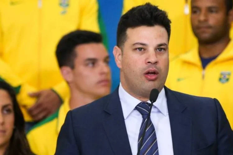 
	Ministro do Esporte, Leonardo Picciani: Paralimp&iacute;ada vendeu 2,1 milh&otilde;es de ingressos, volume inferior apenas ao de Londres 2012, quando foram comercializados 2,3 milh&otilde;es de t&iacute;quetes
 (Agência Brasil)