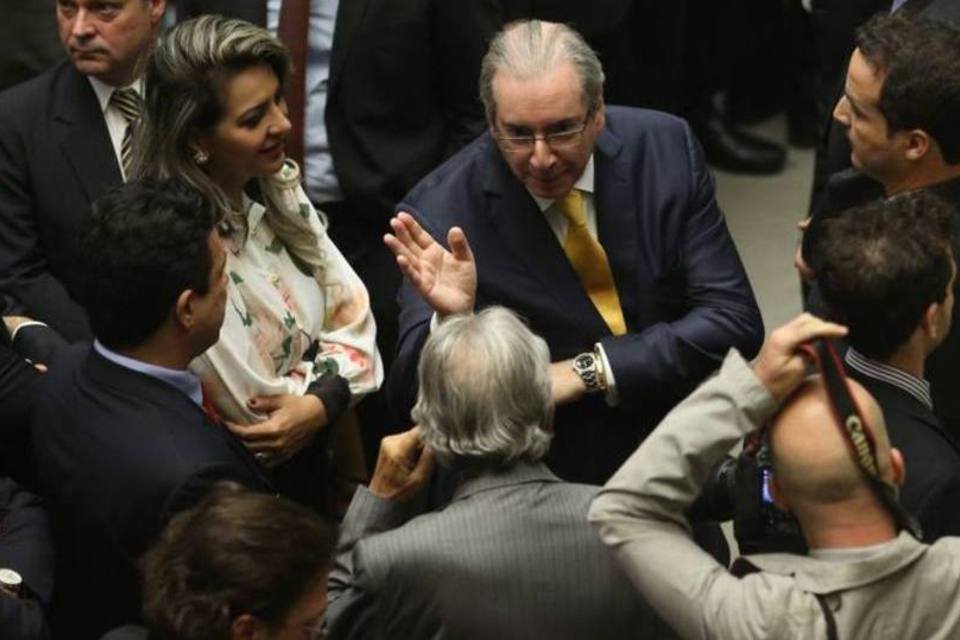 Deputados se surpreendem com baixa votação favorável a Cunha