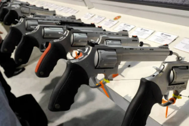 Armas vendidas pela Taurus a Fares e Adeeb Mana'a, de acordo com as conclusões do Painel, não são de uso militar (Ethan Miller/Getty Images/Getty Images)