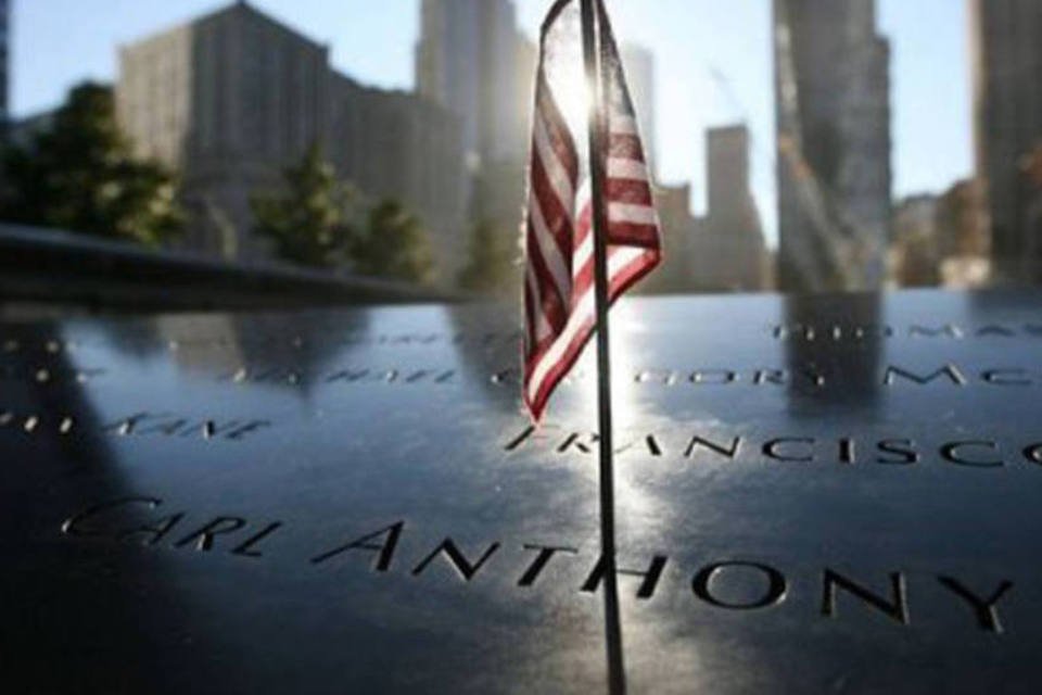 EUA lembram 11 anos do 11 de setembro com minuto de silêncio