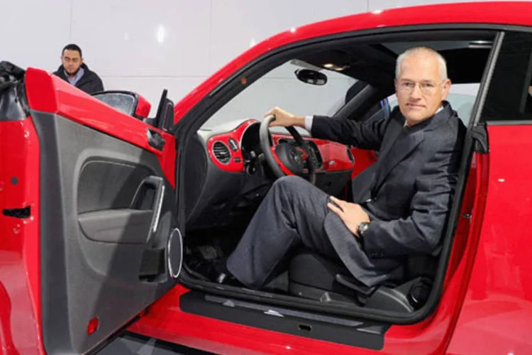 Jonathan Browning, CEO da Volkswagon nos EUA, durante o lançamento do attends VW Beetle 2012 em Nova York, em uma foto de Setembro de 2011 (Jamie McCarthy/Getty Images)