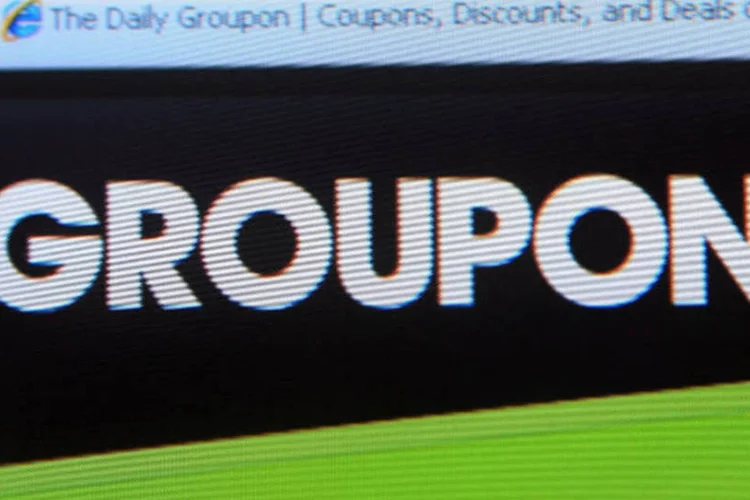 
	Groupon: companhia receber&aacute; 285 milh&otilde;es de d&oacute;lares em dinheiro, com o restante pago ao Ticket Monster
 (Scott Olson/Getty Images)