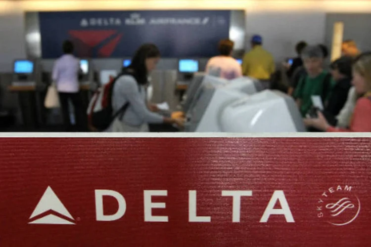 
	Dentre os benef&iacute;cios anunciados aos clientes Smiles Diamante da Gol est&atilde;o check-in e embarque priorit&aacute;rio nos voos da Delta
 (Justin Sullivan/Getty Images)