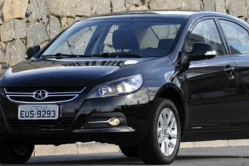 JAC J5 chega a partir de R$ 53.800